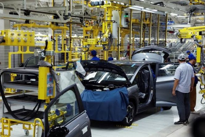 
					EU Strikes Back: Tariffs Hit Chinese Electric Vehicles Amid Trade Tensions