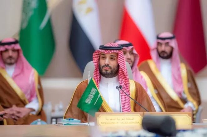 
					Saudi Arabia’s Oil-Fueled Growth Stalls, Vision 2030 Dreams Face Reality Check   